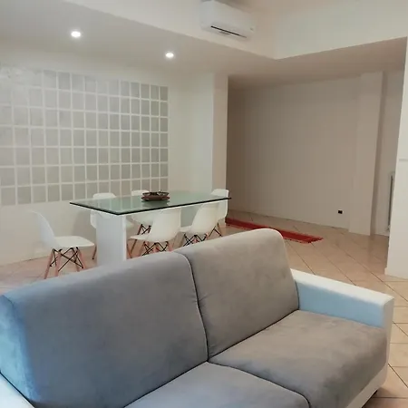 Apartment Galleria Arona
